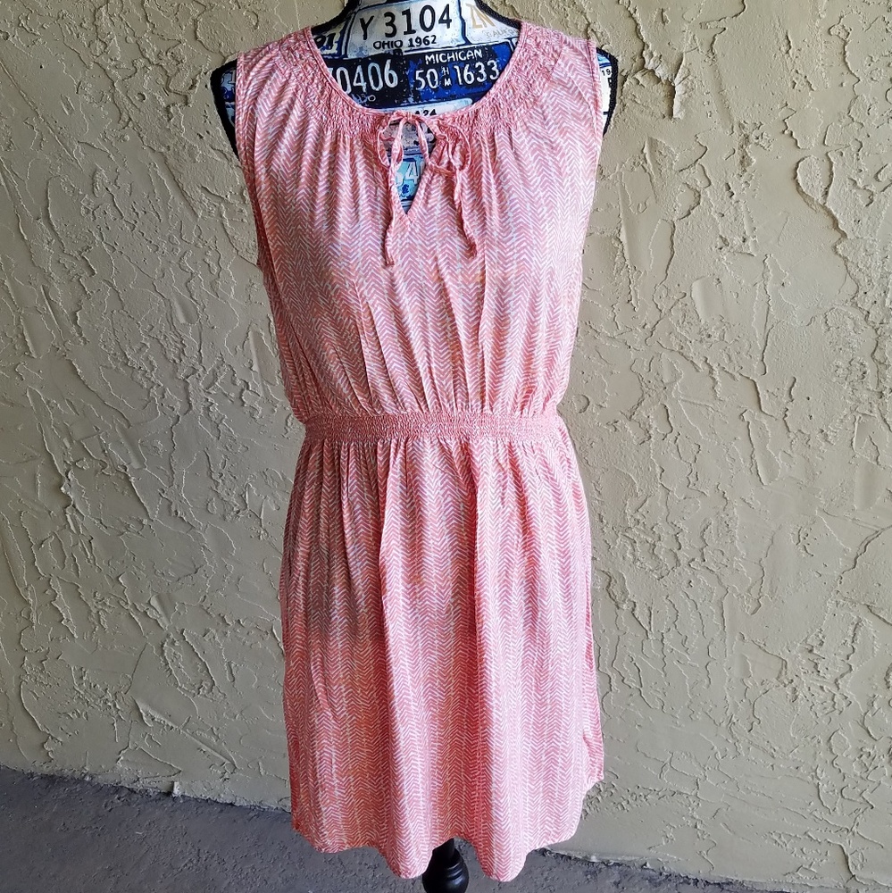 LOFT dress size M sleeveless tie front neckline